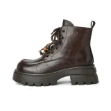 Коричневый