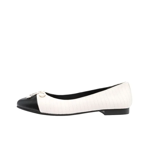 Tory Burch Повседневная обувь Женская Экрю