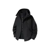 Призрачно черный