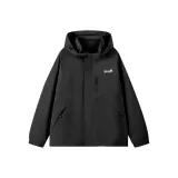 Призрачно черный