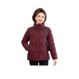 Тёмный красновато-фиолетовый.