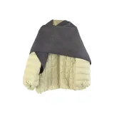 Светло-желтый