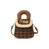 Коричневый