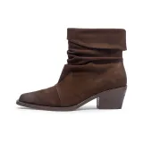 Коричневый