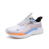 Белый и оранжевый