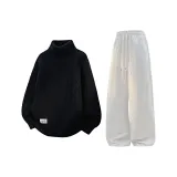 Черный свитер с флисовой подкладкой + белые штаны Фотиния с флисовой подкладкой