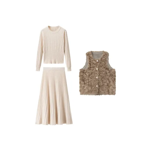 SOIE Женские Комплекты с Юбкой