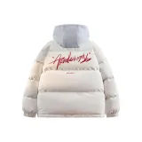 Бежевый, абрикосовый, красный (включает съемную шляпу)