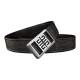 Черная кожа с серебряной застежкой