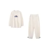 Раскованный котенок