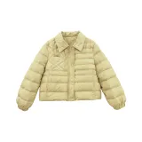 Светло-желтый