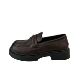 Коричневый