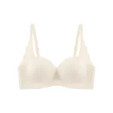 Молочно-белый