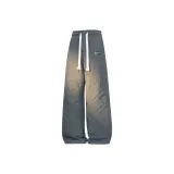 Темно-серый