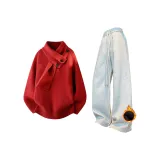 Красный свитер + серые штаны с флисовой подкладкой