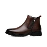 Коричневый