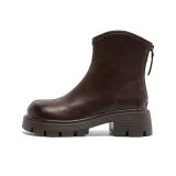 Коричневый