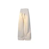 Бежево-абрикосовый