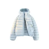 Лунно-голубой