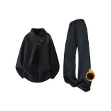 Чёрный свитер + чёрные штаны с флисовой подкладкой