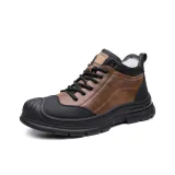 Коричневый