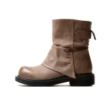 Коричневый