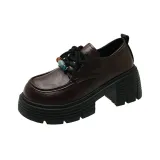 Коричневый