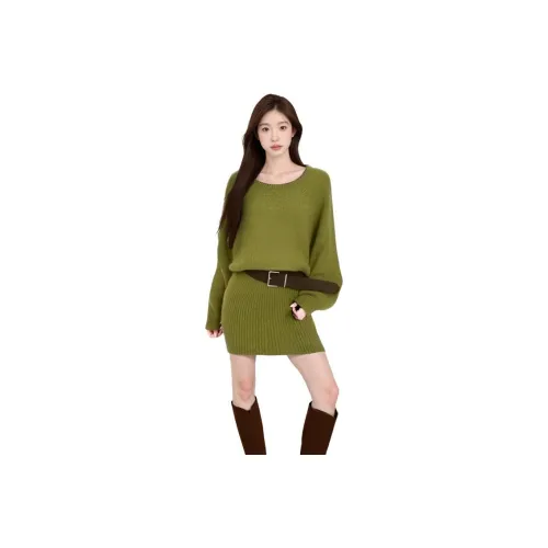 ЮЙЧЖАОЛИНЬ Длинное платье с длинными рукавами женское