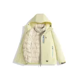 Светло-жёлтый