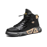 Чёрный, с подкладкой из шерсти