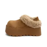 Коричневый