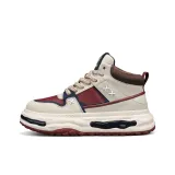 Бежево-красный