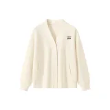 Молочно-белый