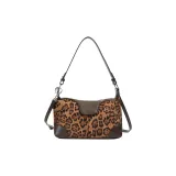 Леопардовый принт, коричневый.