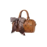 Светло-коричневый