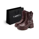 Коричневый