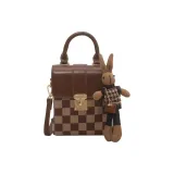 Коричневый