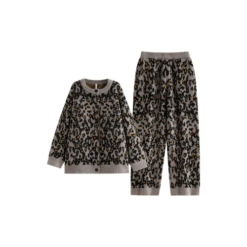 YUENEI 24547 Леопардовый принт Серый Женские Пижамные комплекты
