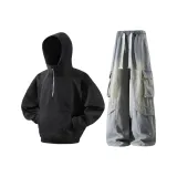 Чёрный свитшот + жёлтые грязные штаны