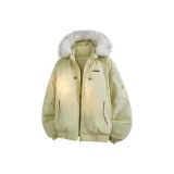 Светло-желтый