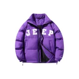 Тёмный красновато-фиолетовый.