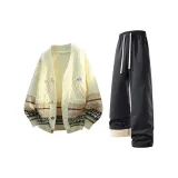 Белый свитер + темно-серые штаны с флисовой подкладкой