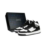 Чёрно-белый