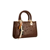 Карамельно-коричневый