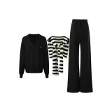 Чёрный топ + полосы шарф + чёрные штаны