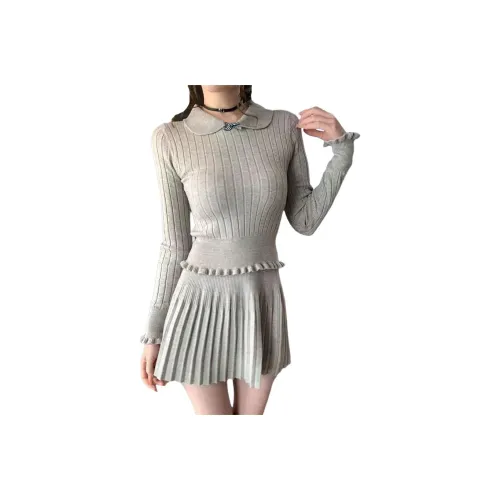 REMOULD Серый Женский Комплект с Юбкой