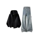 Чёрное пальто + ностальгические синие джинсы