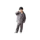 Теплый серый