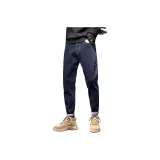 Голубовато-серый