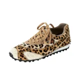 Светло-коричневый